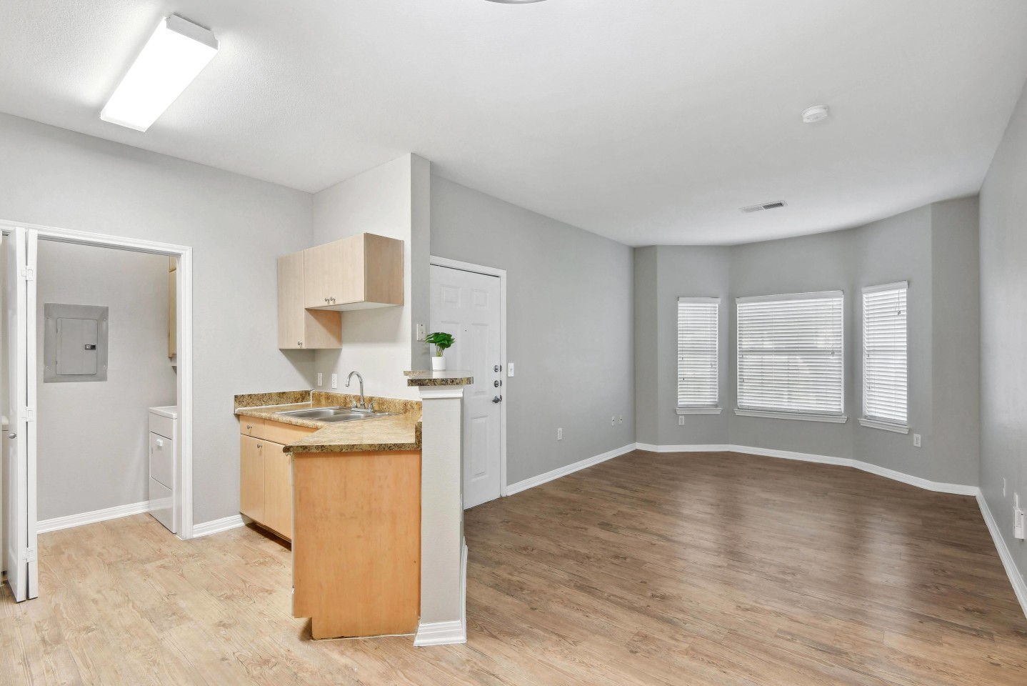 SoCo Apartments Image 20
