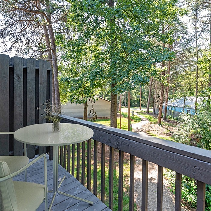 Country Club Apartment Homes Image 5