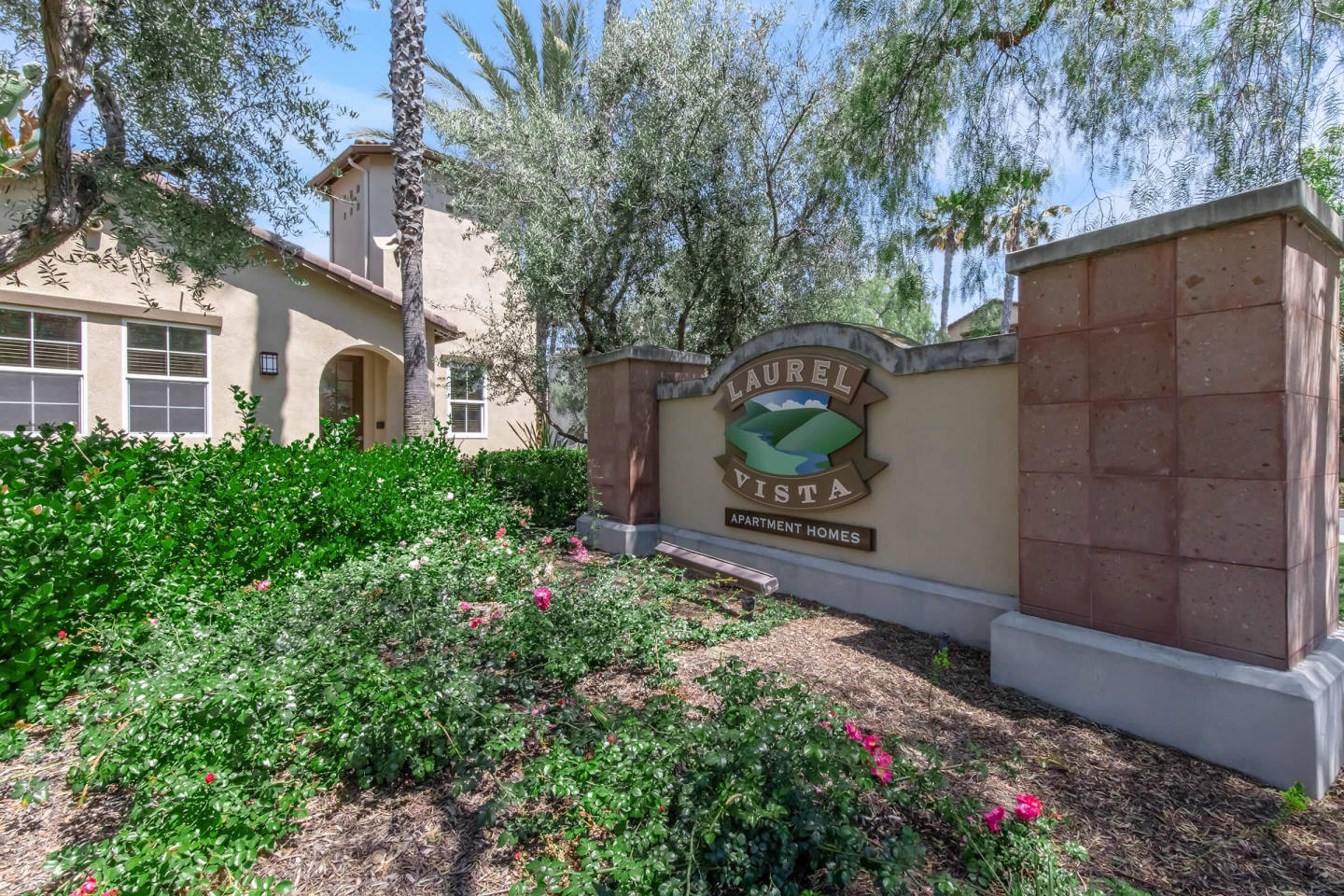 Laurel Vista Apartment Homes Image 18
