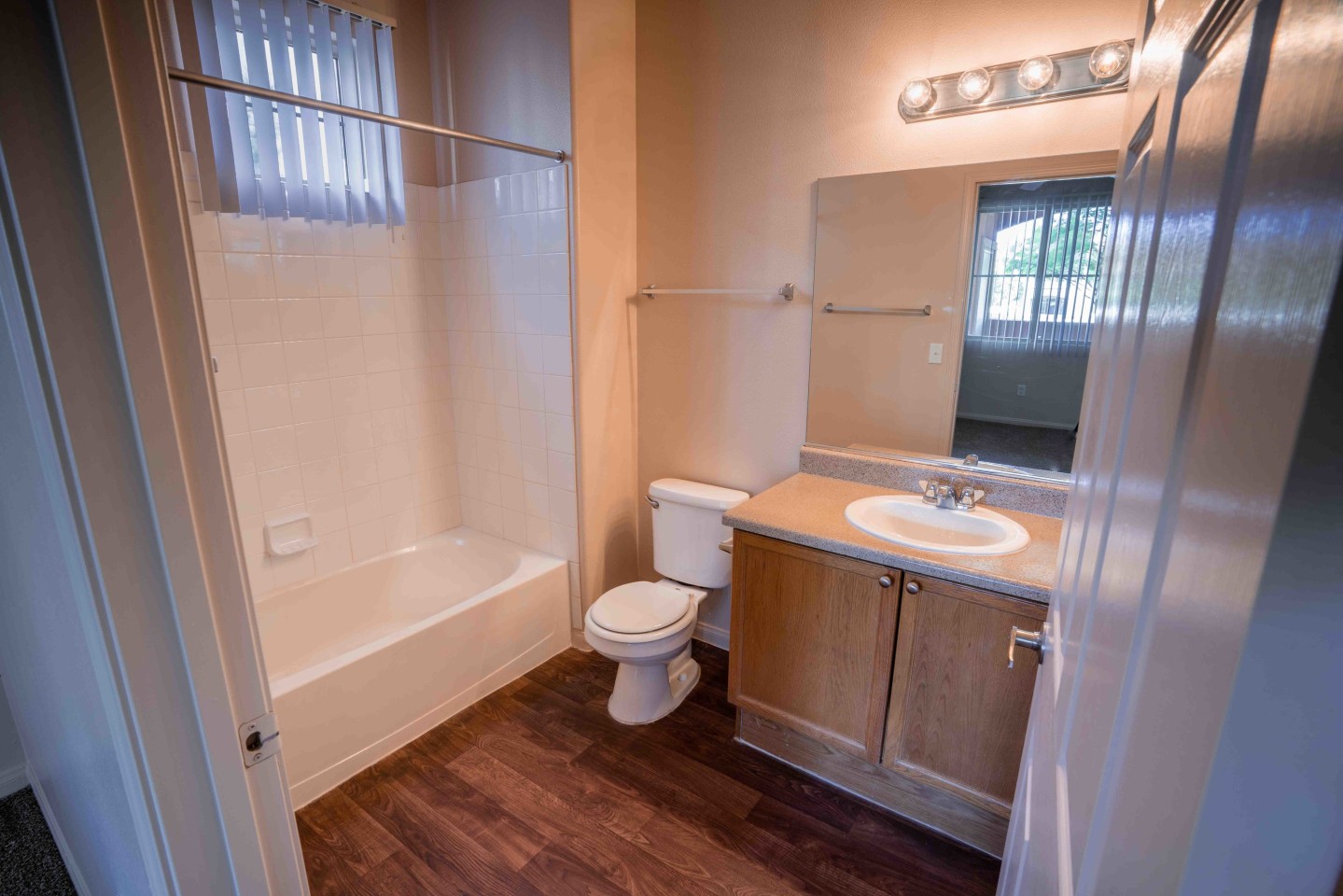 Coronado Bay Club Condo-Apartment Homes Image 69