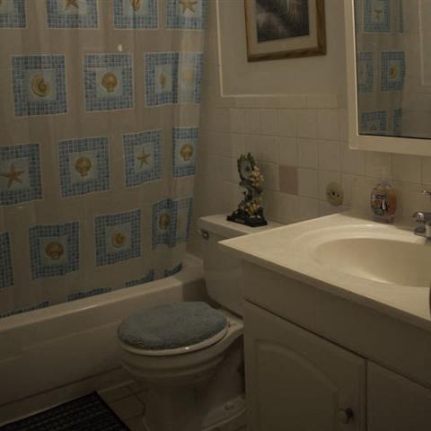 Woodgate Village Image 14