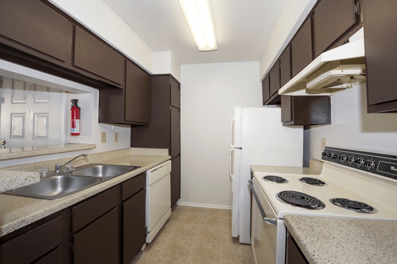 Elm Creek Apartments Image 9
