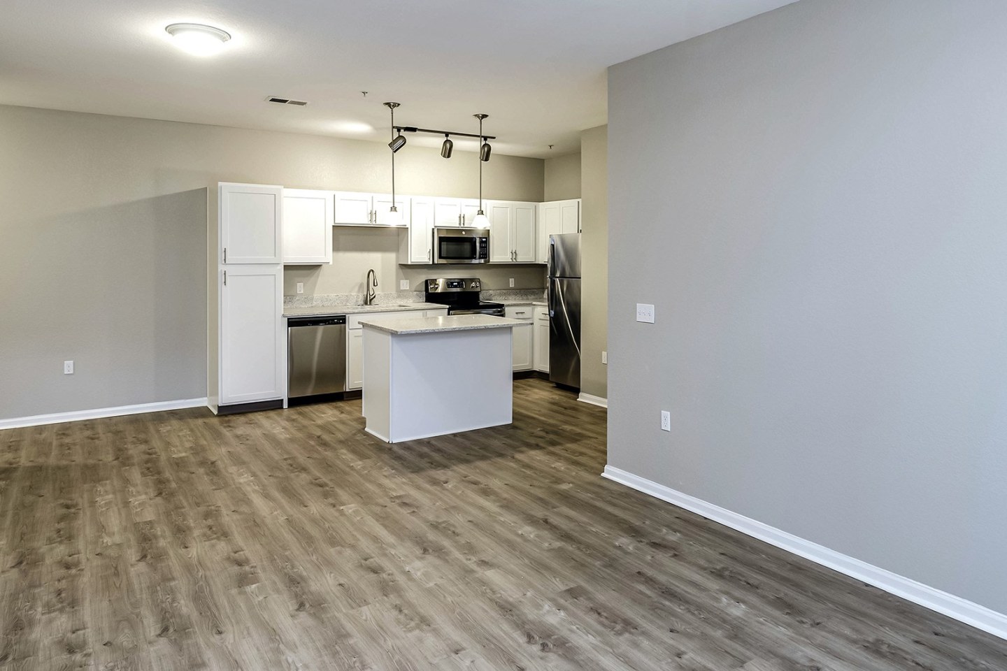 Springs at Legacy Commons Apartments Image 22