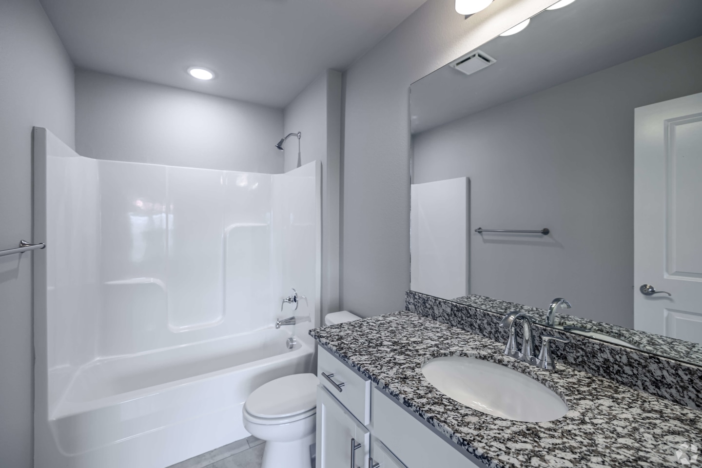 Summit Townhomes Image 9