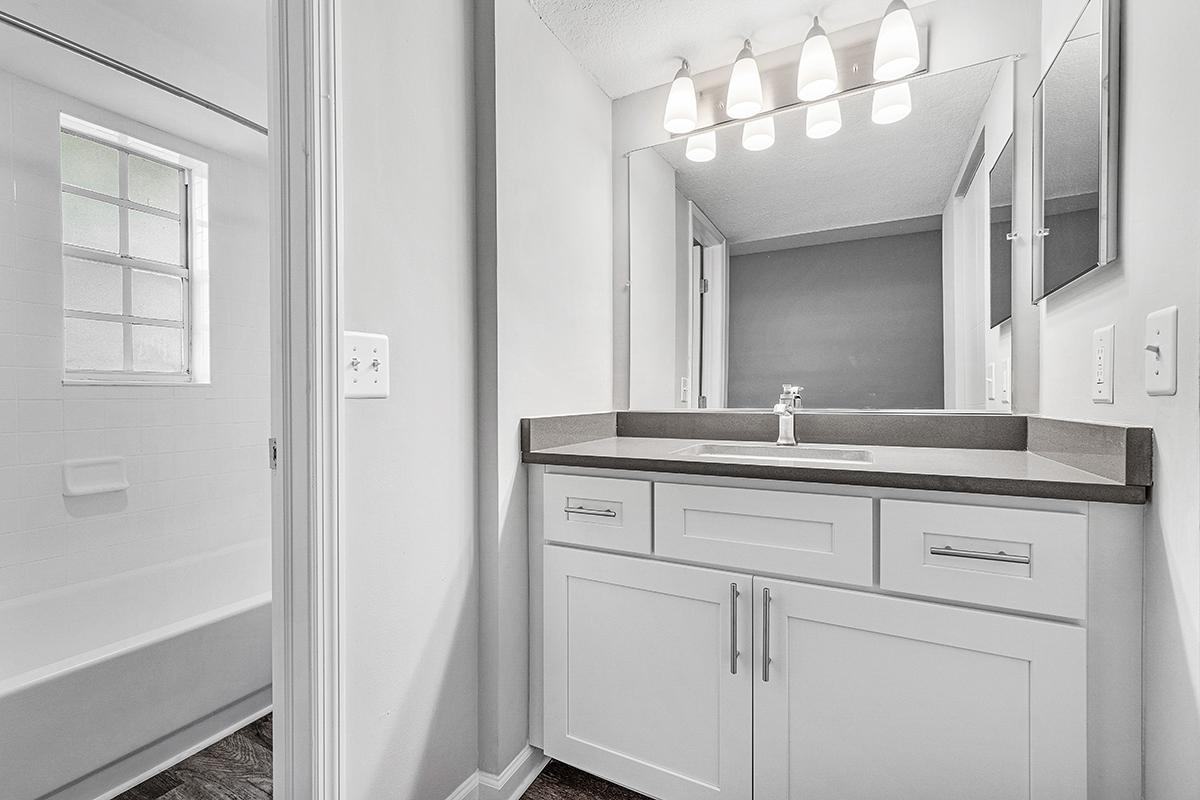 Latitude Pointe Image 99
