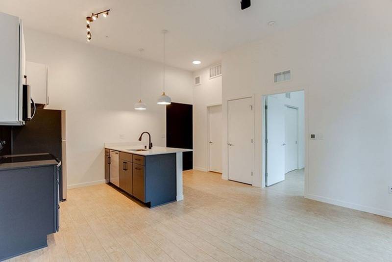 Alexander Apartments Image 15