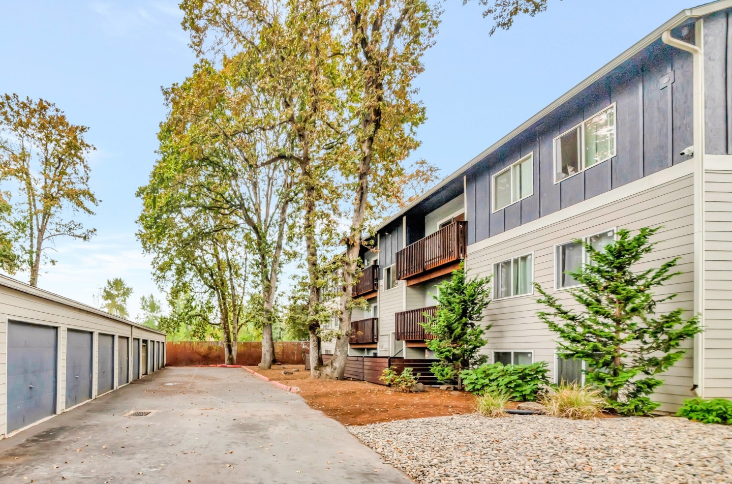 Parker Apartments Image 11