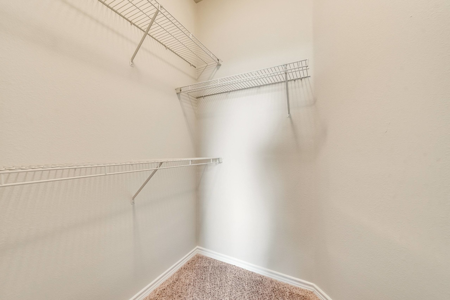 Broadstone Paragon Image 36