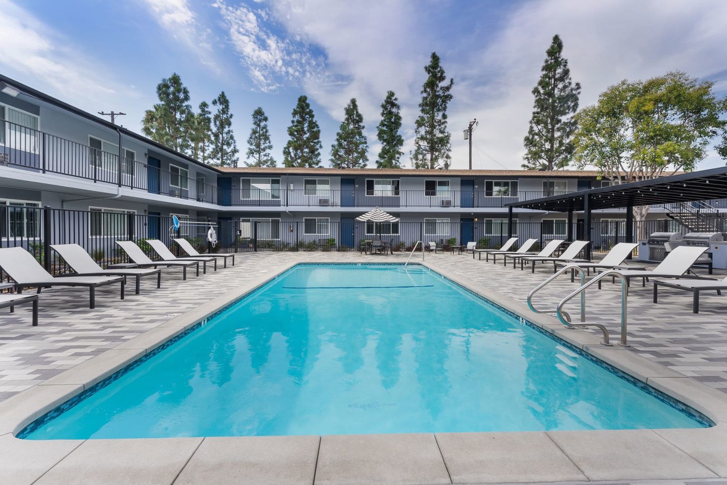 The Circle Apartments at Long Beach Image 47