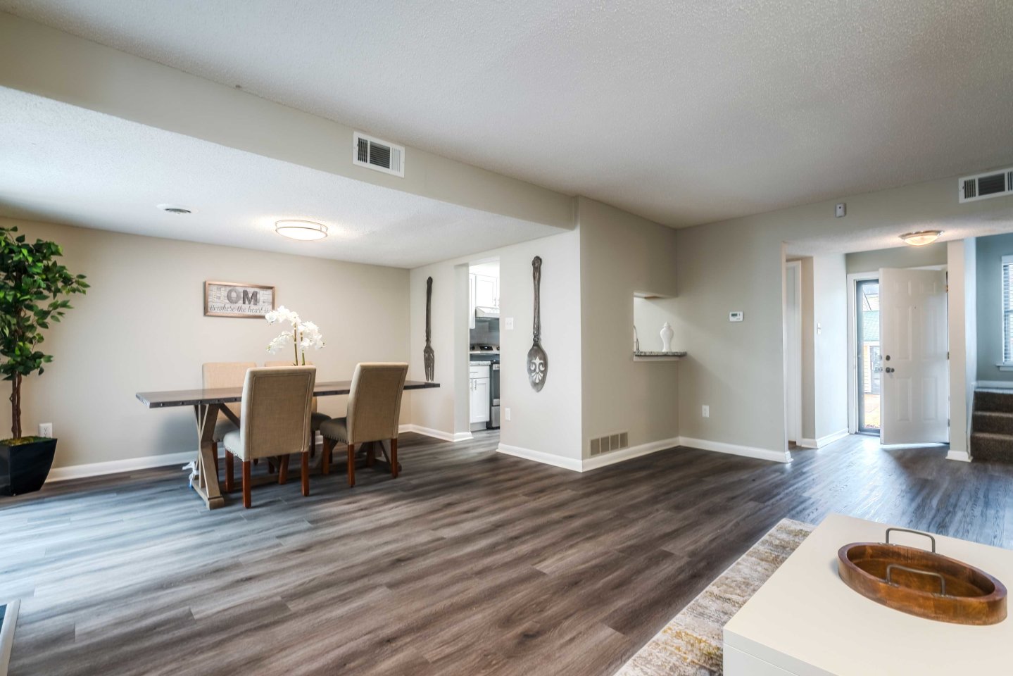 Poplar Place Townhomes Image 9
