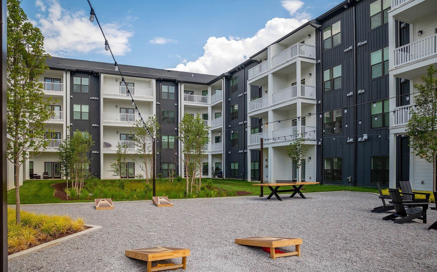 The Flats at Laurel & Pine Image 33