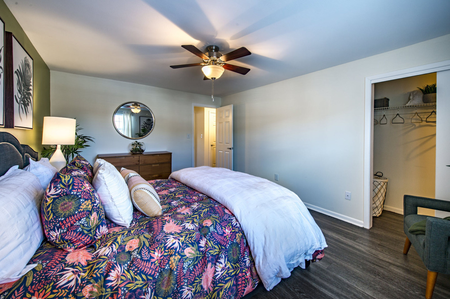 Halstead Beverly Townhomes Image 15