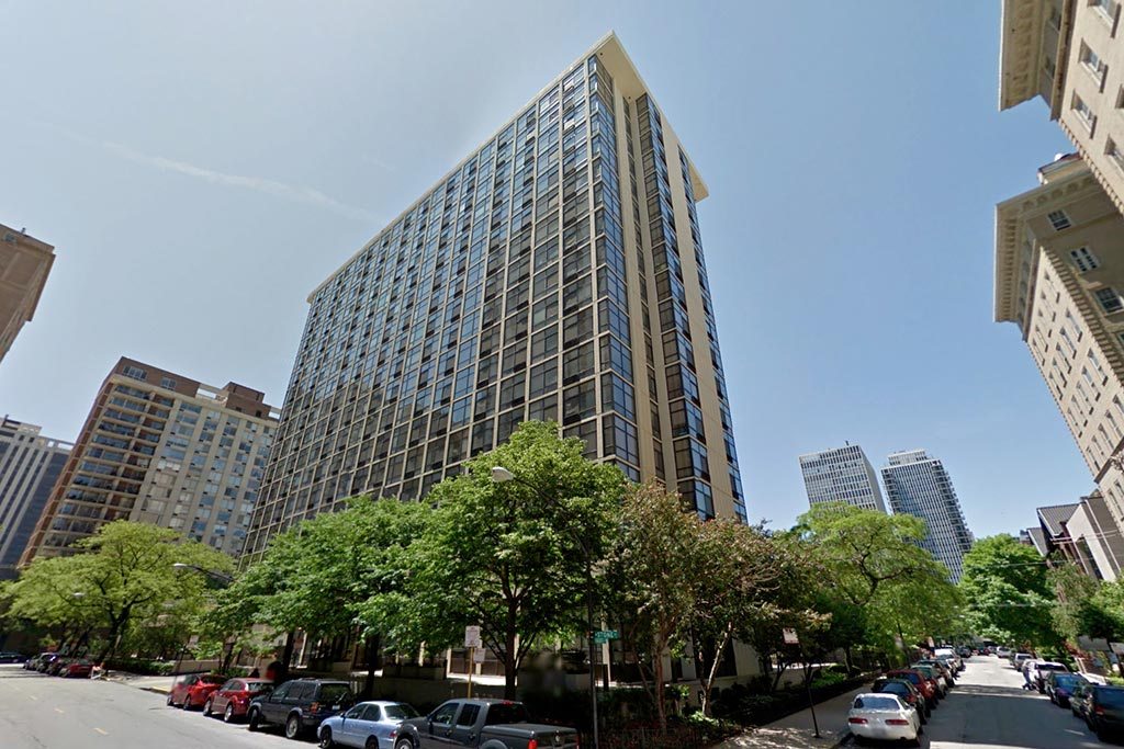 65 East Scott Street Building Image 2