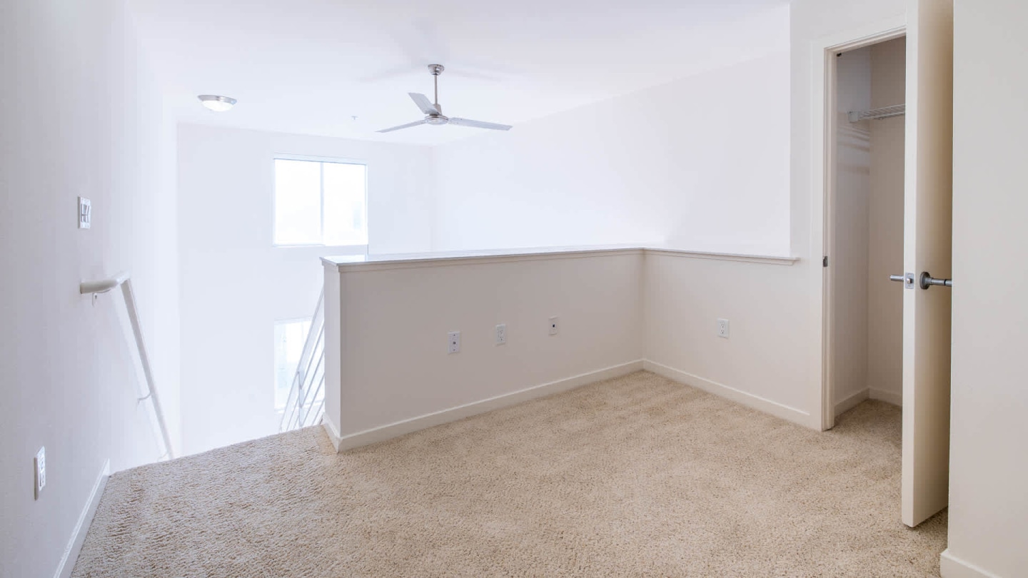 Eleve Lofts and Skydeck Image 14