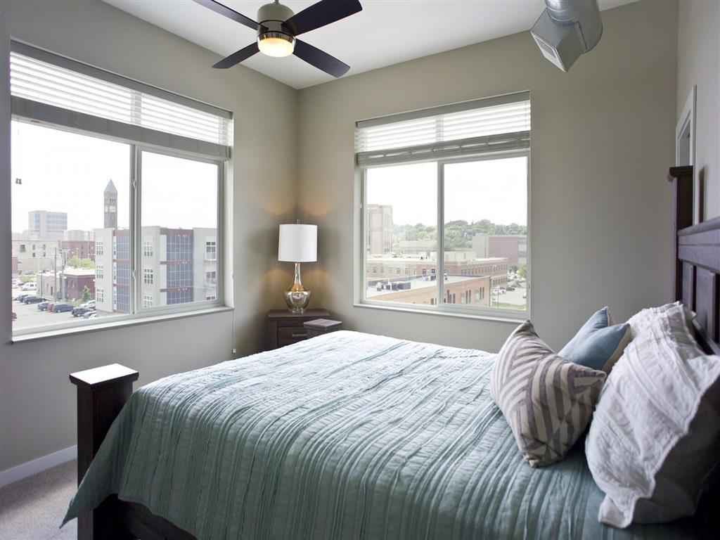 Phillips Avenue Lofts Image 4