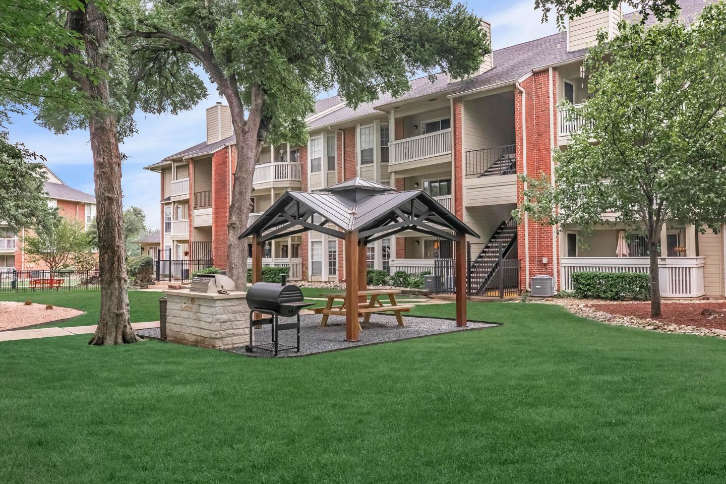 Villas at Shadow Oaks Image 9