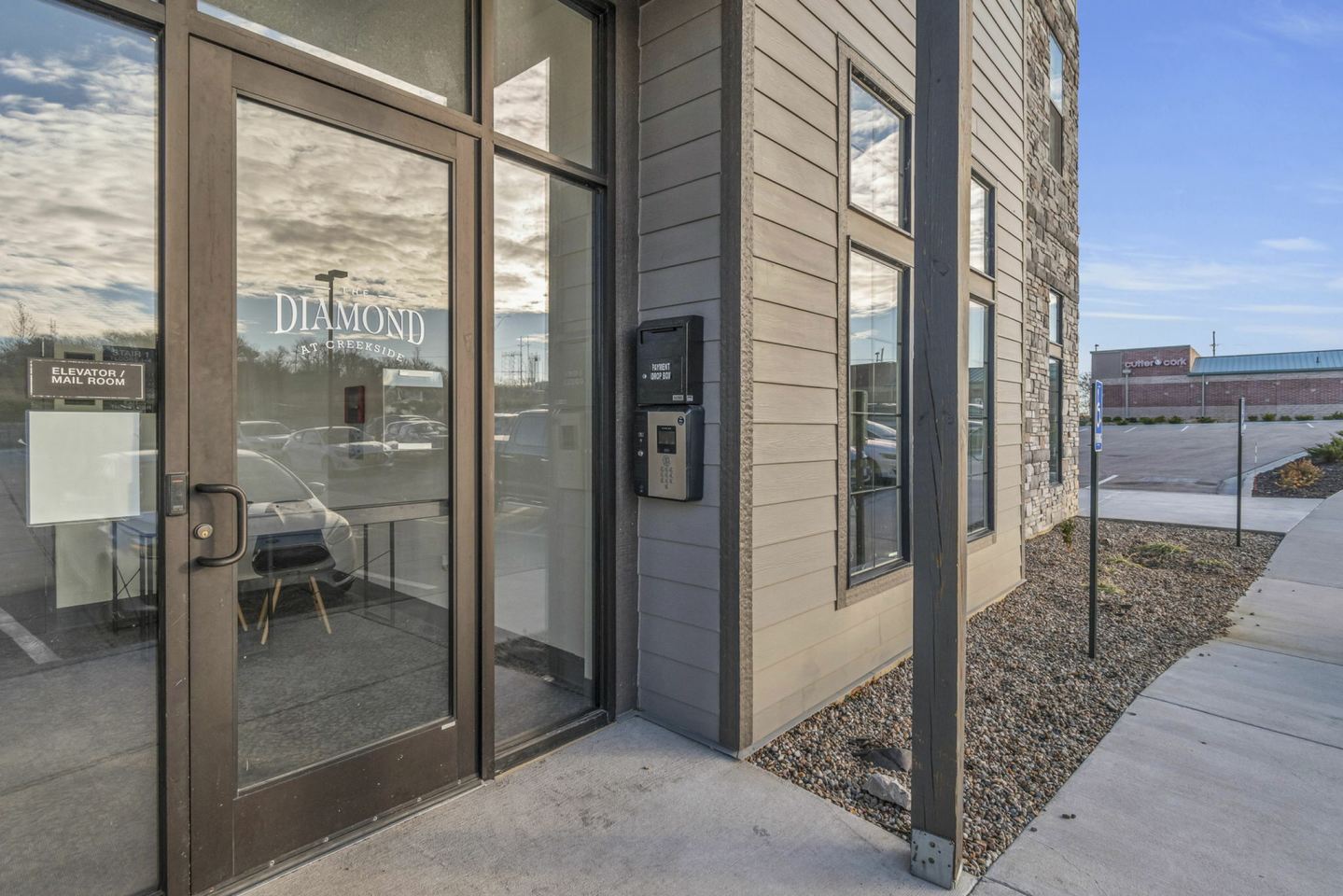 The Diamond at Creekside Image 30