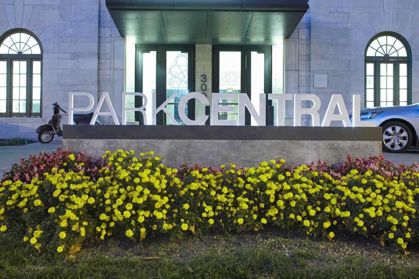 Park Central Image 3