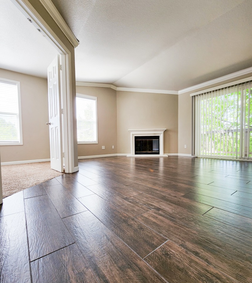 Lake Forest Image 20