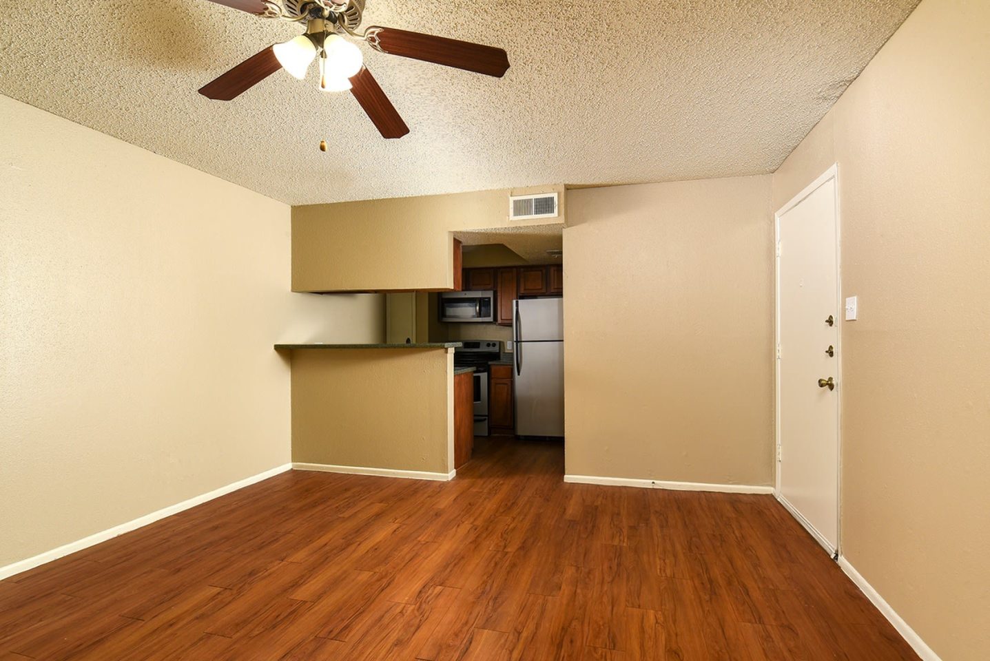 Oak Springs Image 24