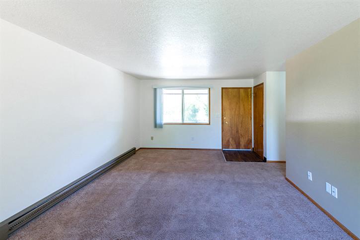 Royal Oaks Image 15