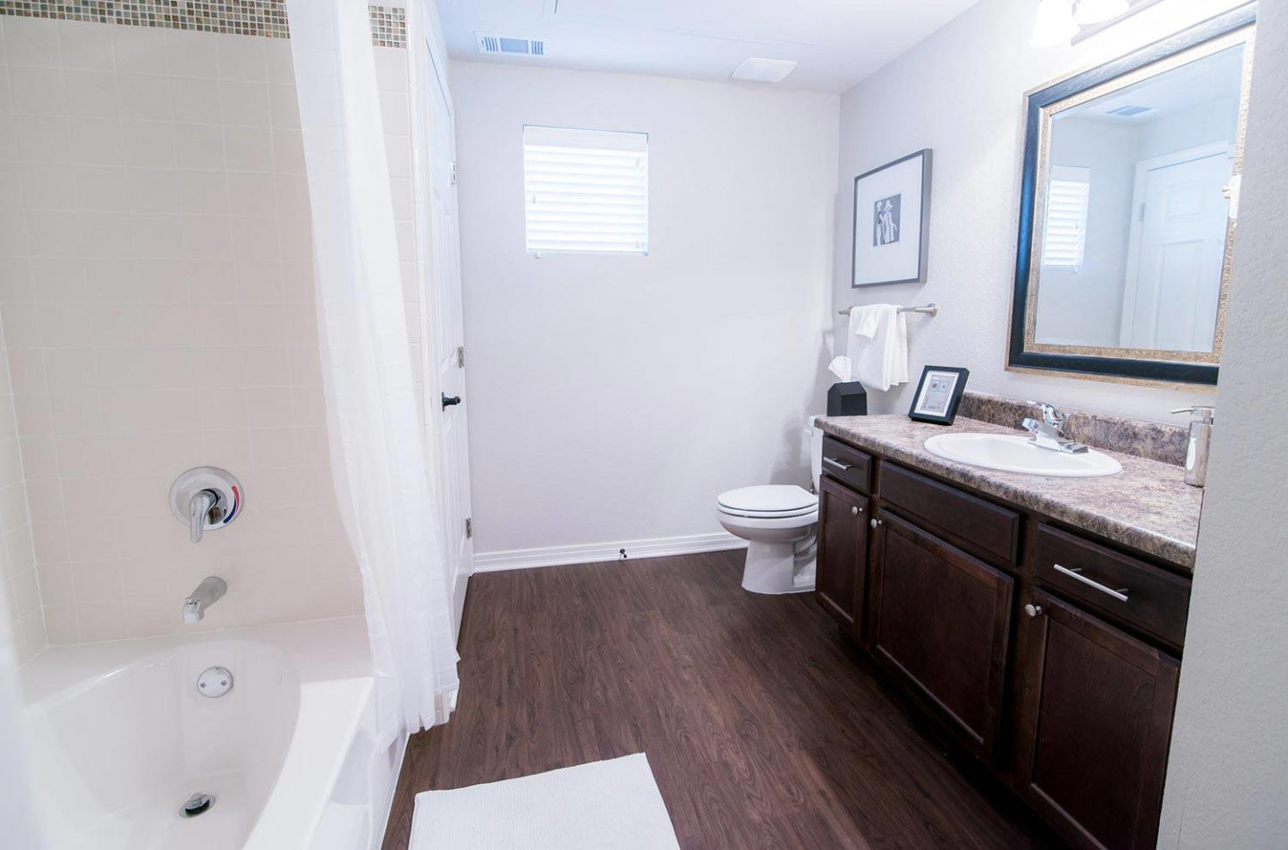 The Villa at River Pointe Drive Image 7