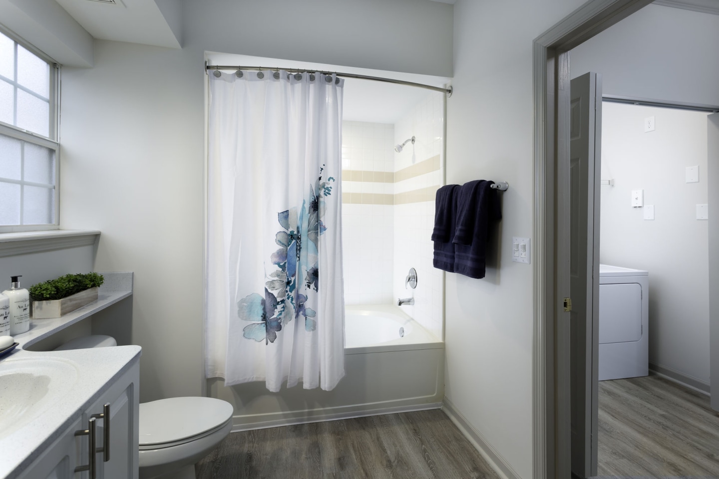 Evergreen Terrace Image 22