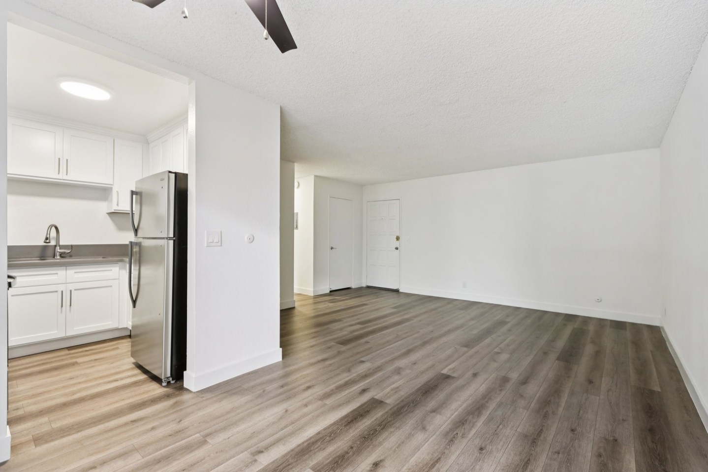 Victoria Apartments Image 16