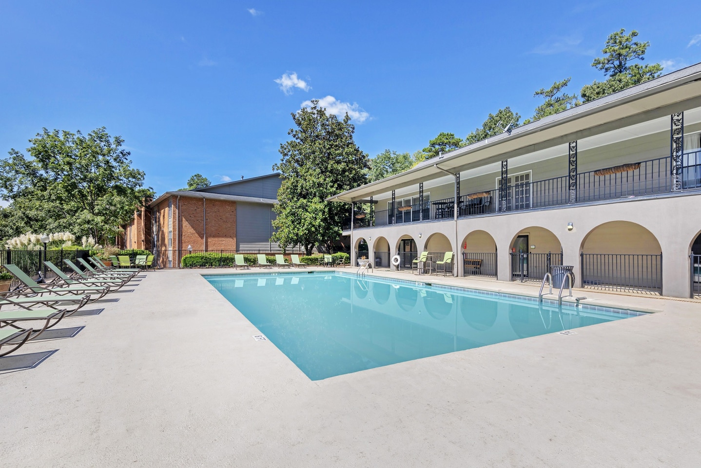 Riverchase Landing Image 18