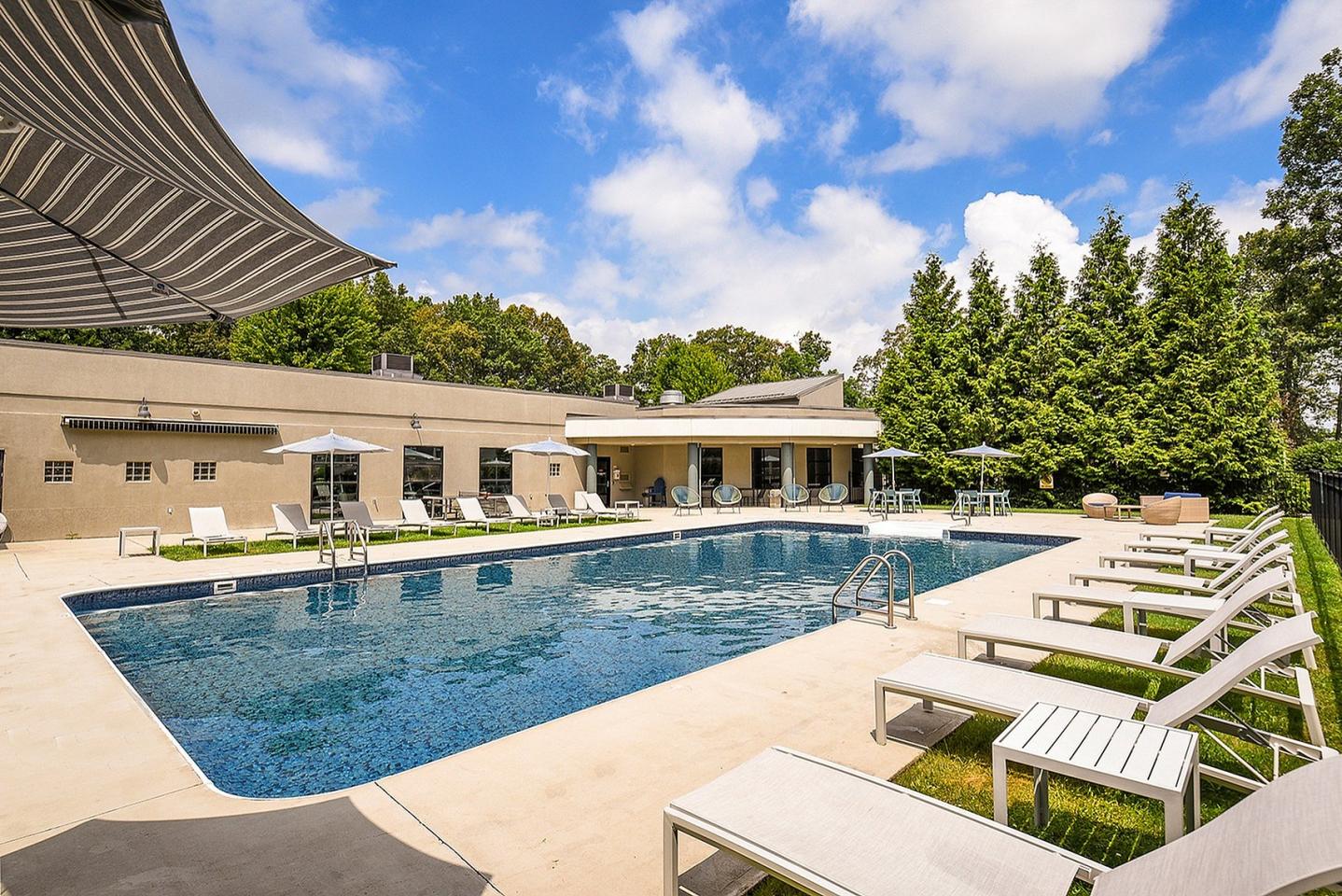 Vairo Village Image 17