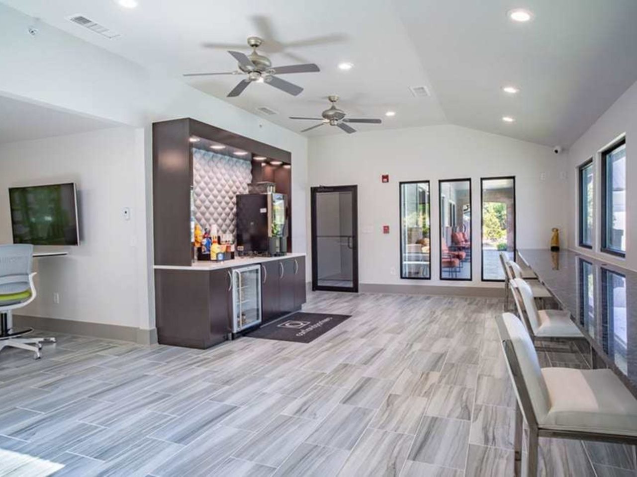 1201 Park Apartments Image 3