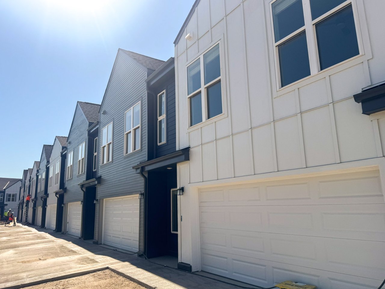 The Preserve Apartments & Townhomes Image 2