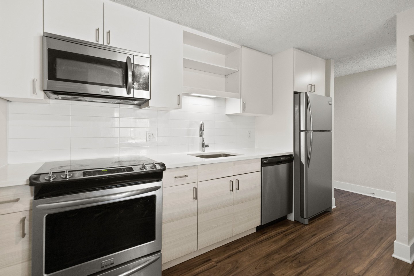 2121 Canyon Image 17