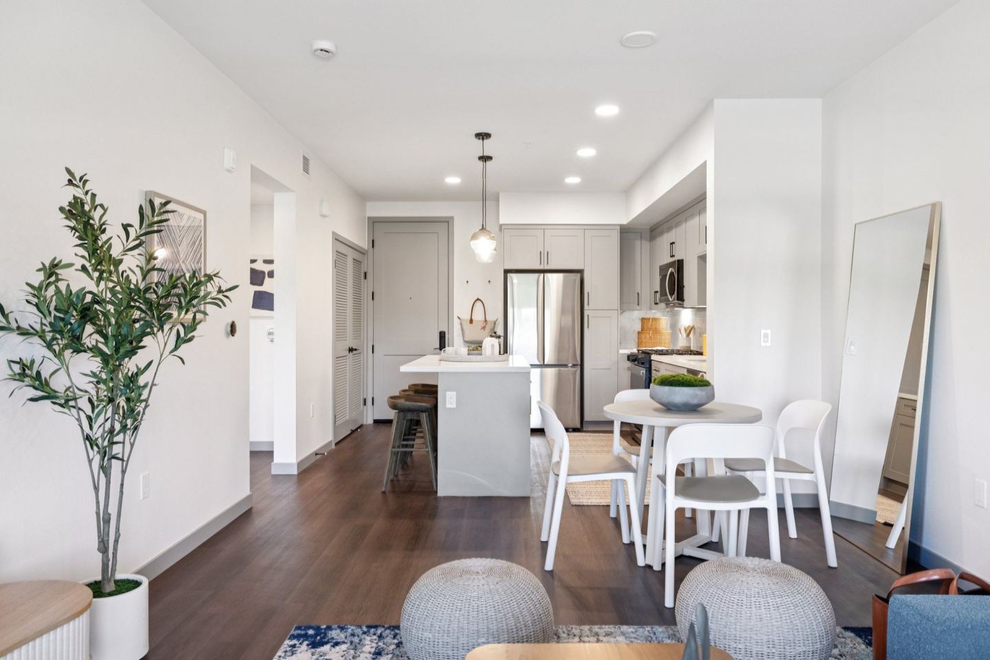 Panorama Apartments Image 36