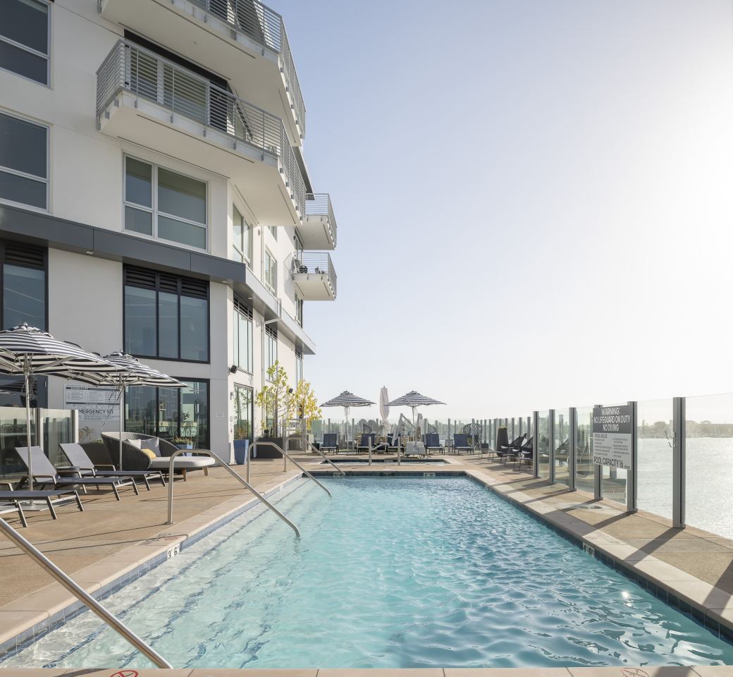 Portico Oakland Waterfront Image 5