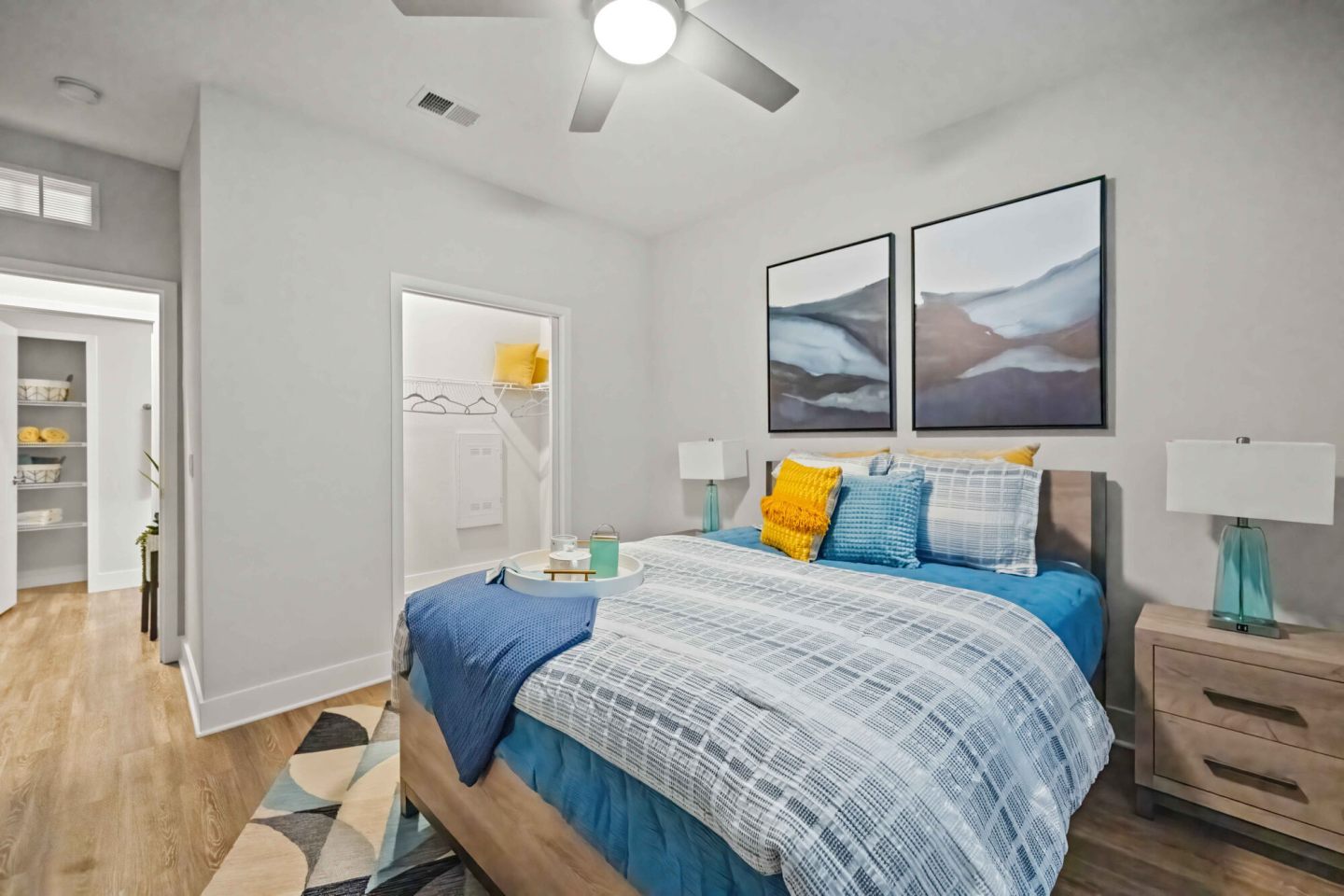 Mallory Square Apartments Image 4