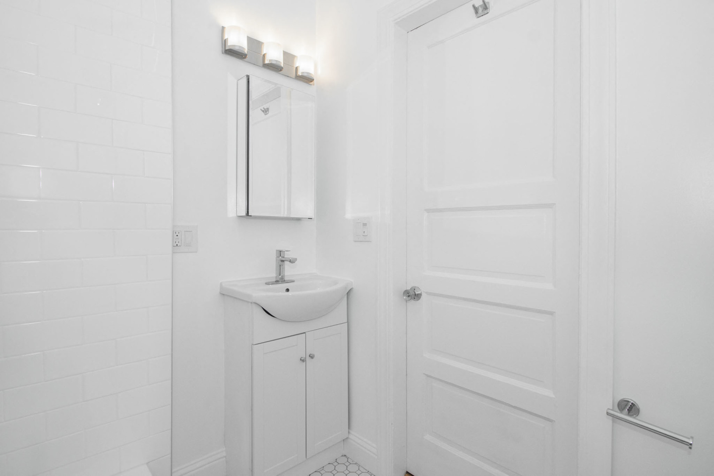 2927 Sacramento Street Image 10