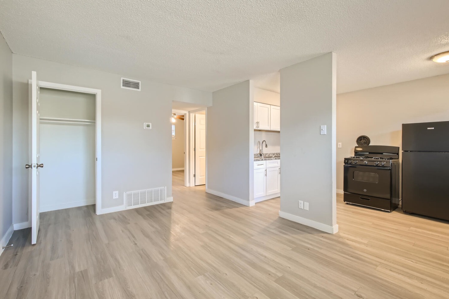 Mission Villas Image 3