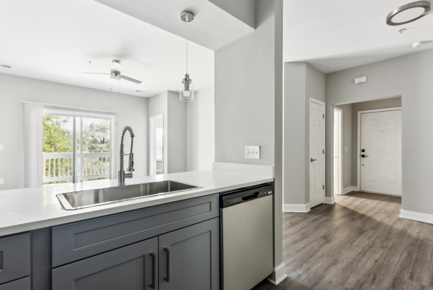 Faris Residences Moncks Corner Image 7