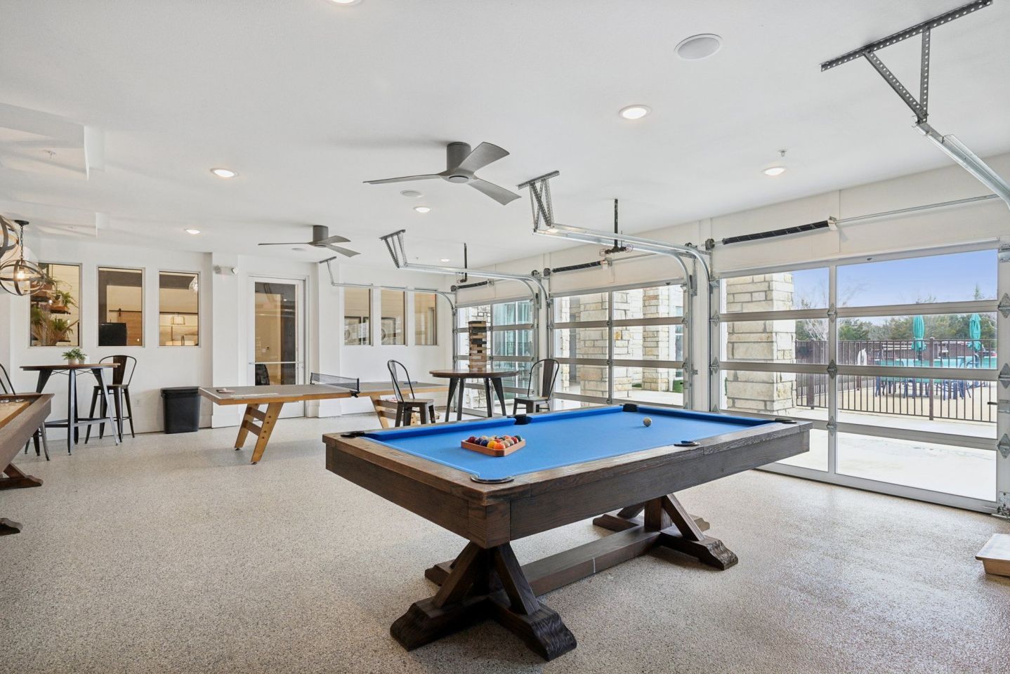 Luxia Rockwall Downes Image 36
