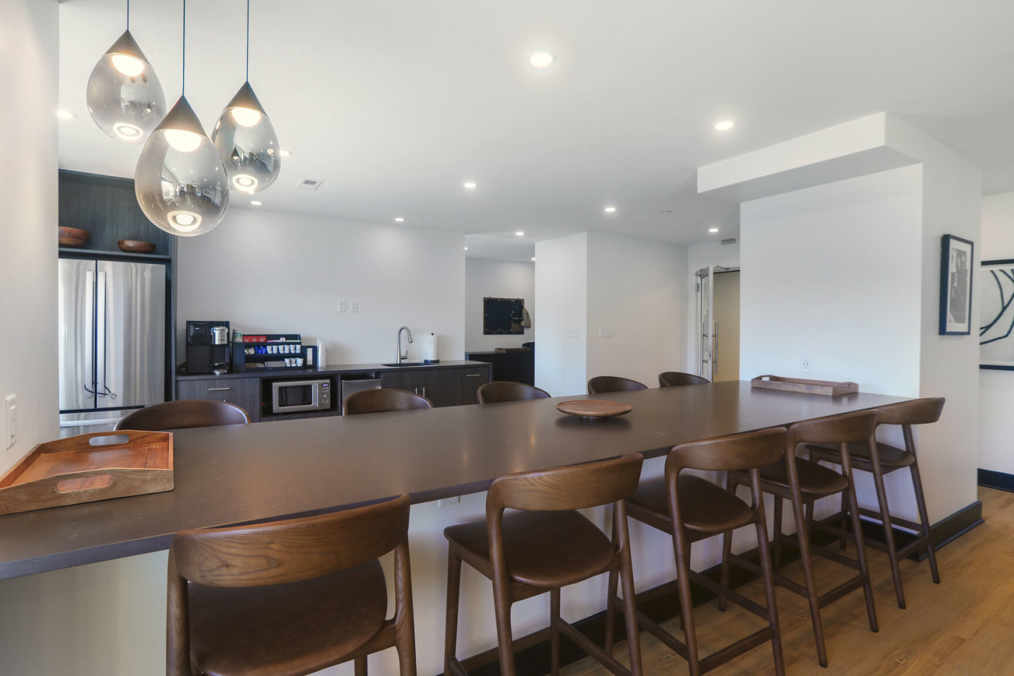 Ruxton Towers Apartments Image 2