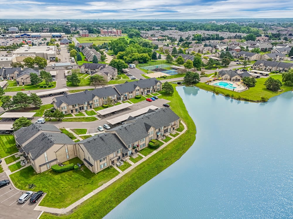 Lakeside Terraces Image 24