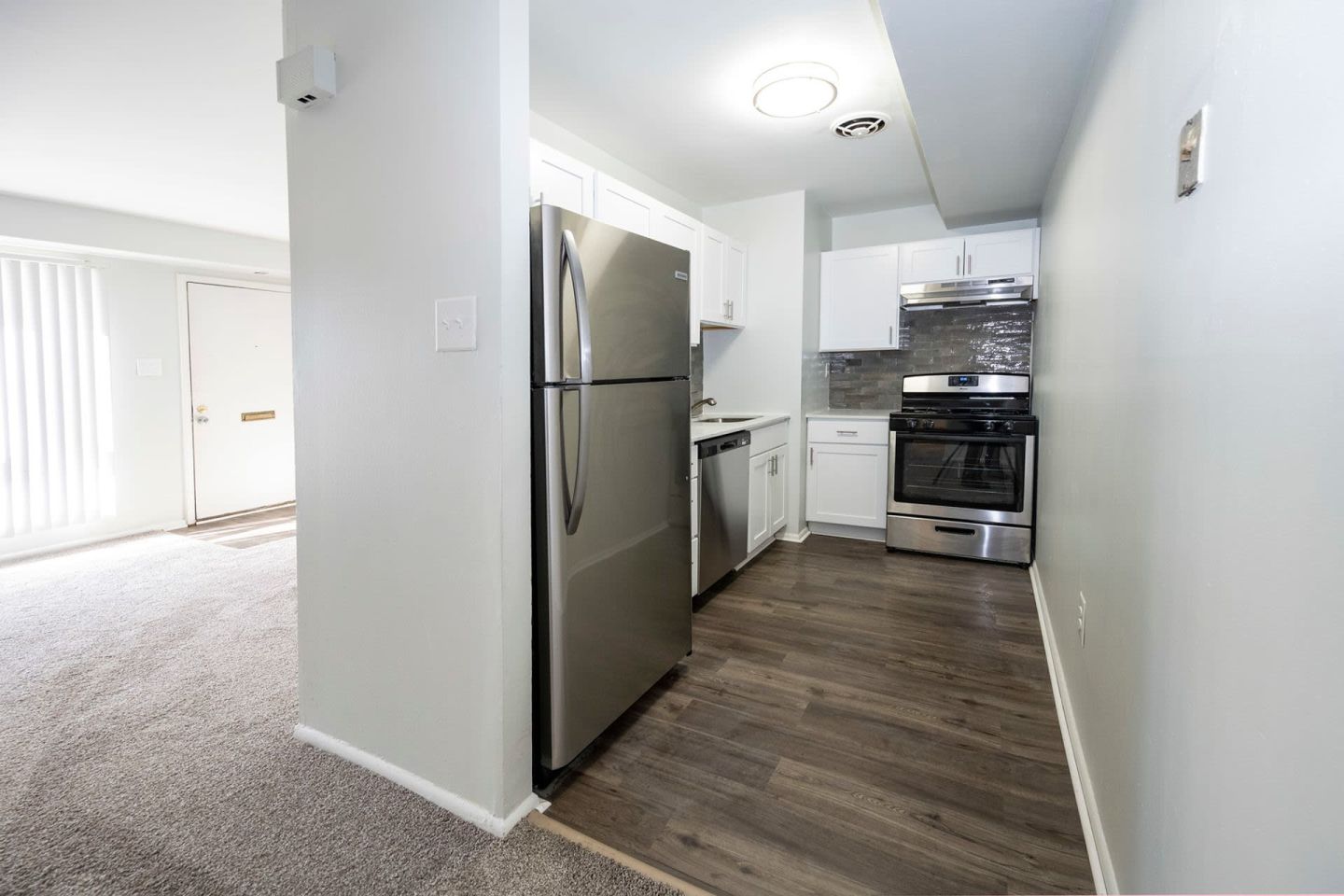 Tomlinson Court Apartments Image 4