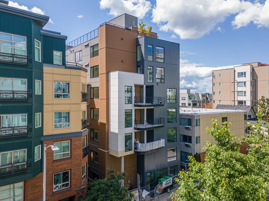 Montclair Apartments - Student Housing Image 18