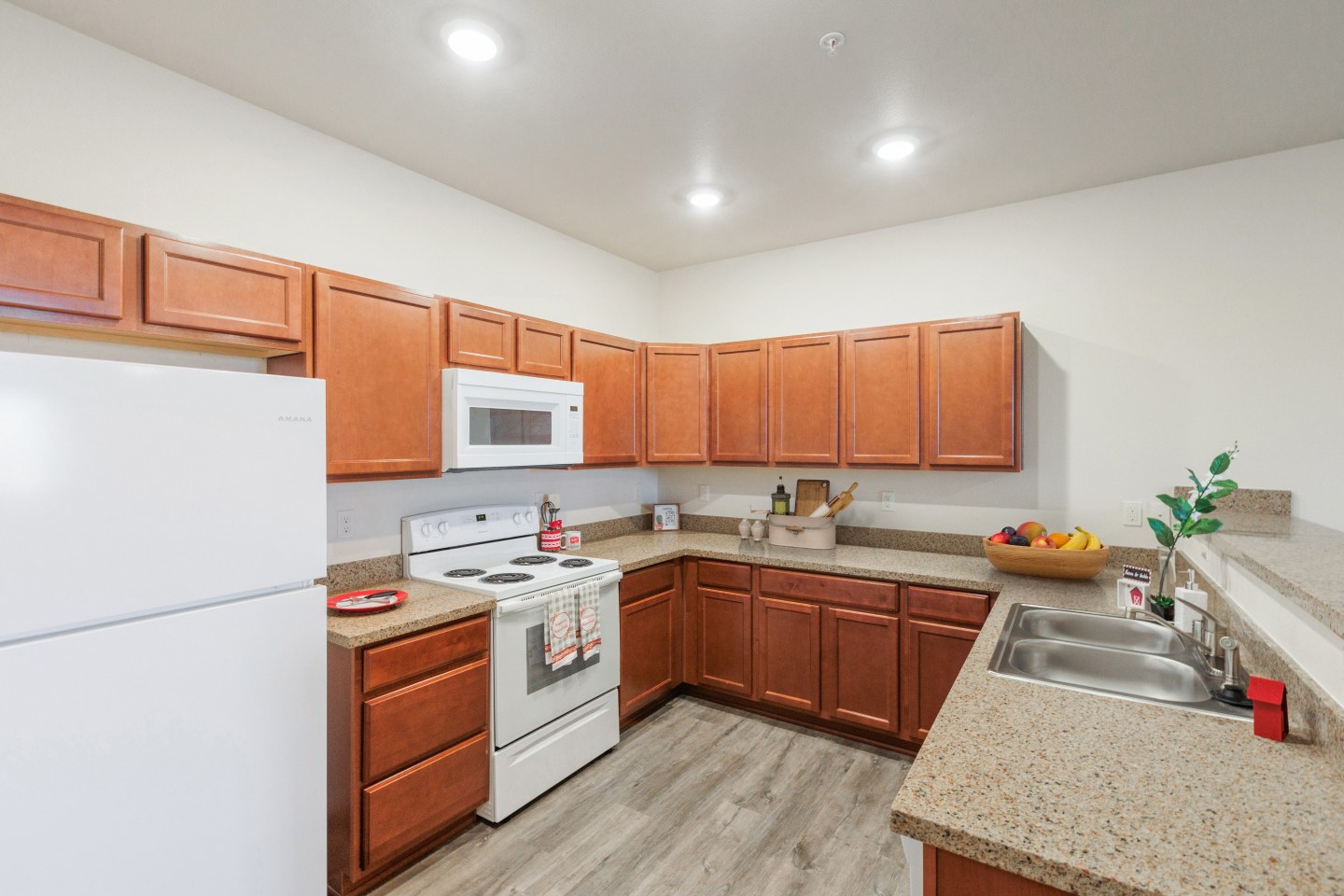 North Peak Apartments Image 6