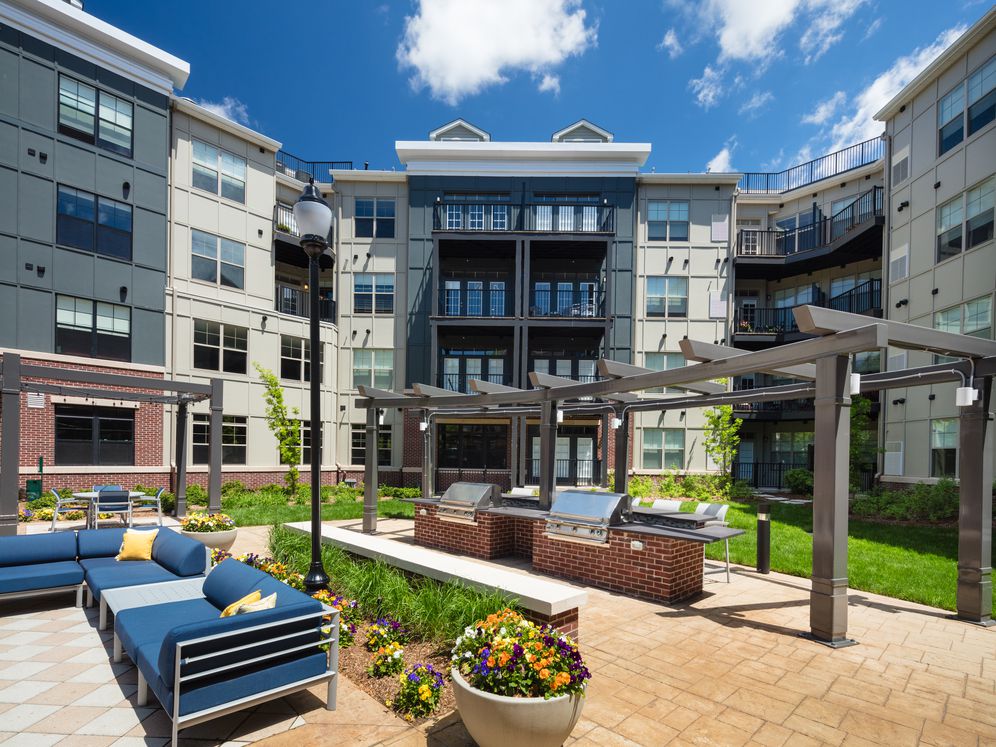 Avalon Maplewood Image 24