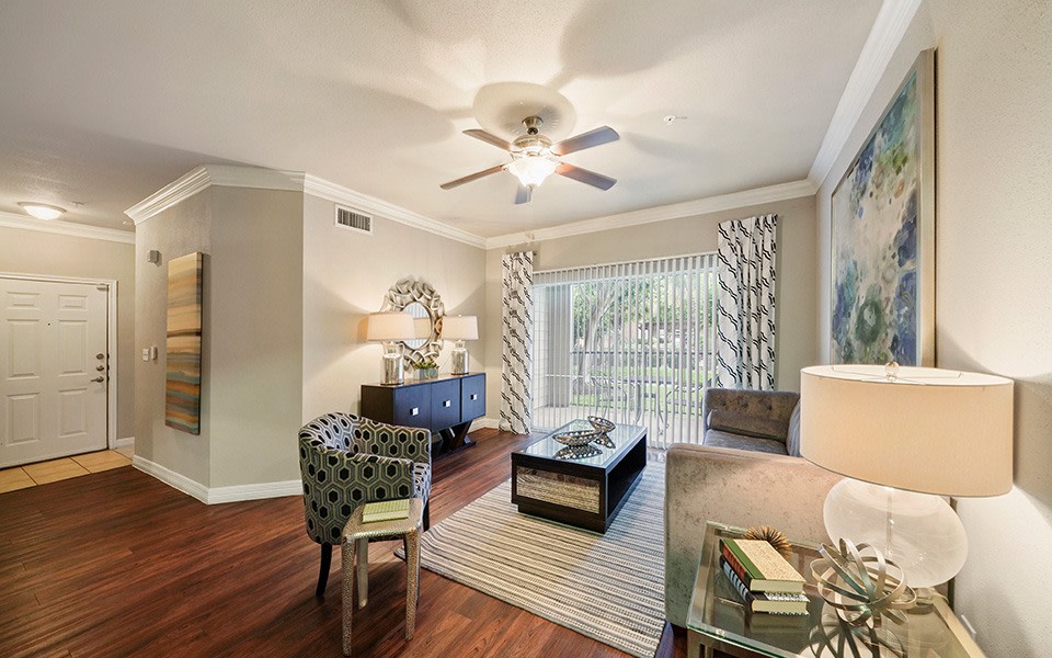 River Pointe Image 10
