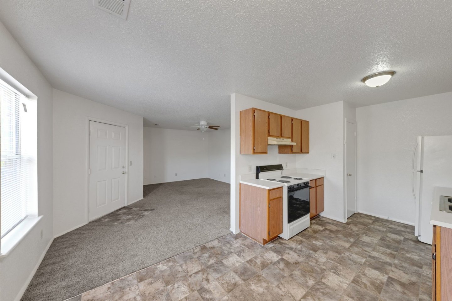 Emerald Edge Apartments - Affordable Housing Image 9
