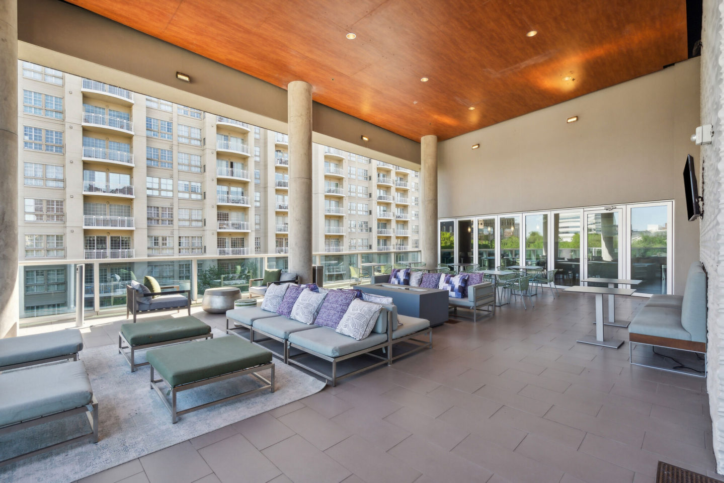 Gallery at Turtle Creek Image 25