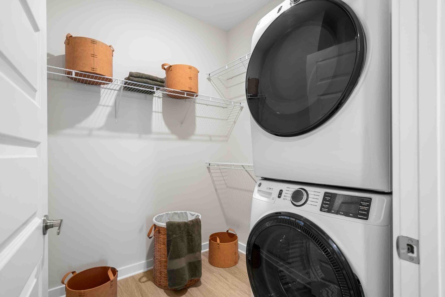 The Refinery at Sugar Hill Apartments and Townhomes. Image 11